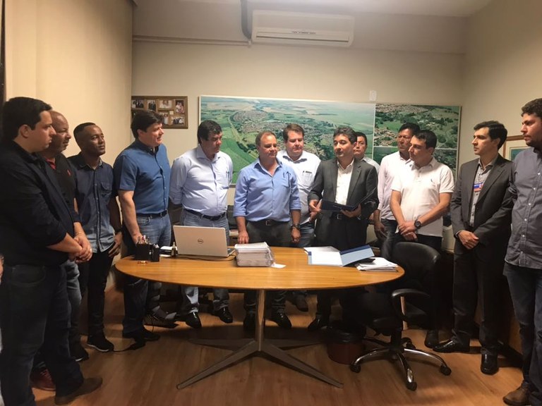 WhatsApp Image 2017-12-08 at 15.27.20.jpeg