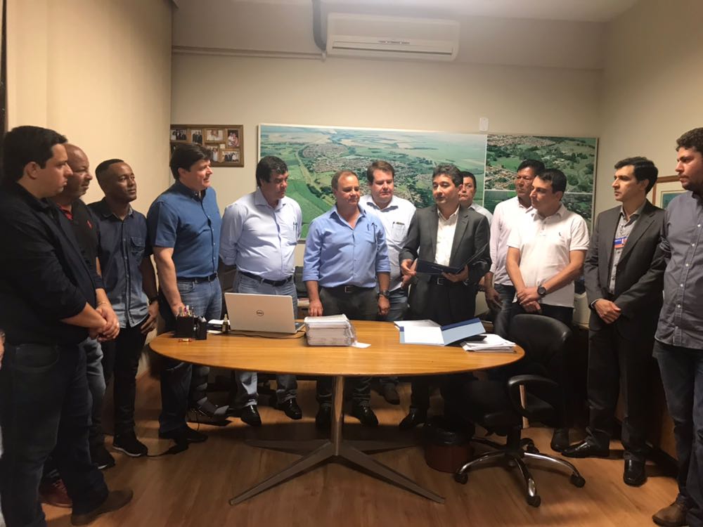 WhatsApp Image 2017-12-08 at 15.27.20.jpeg