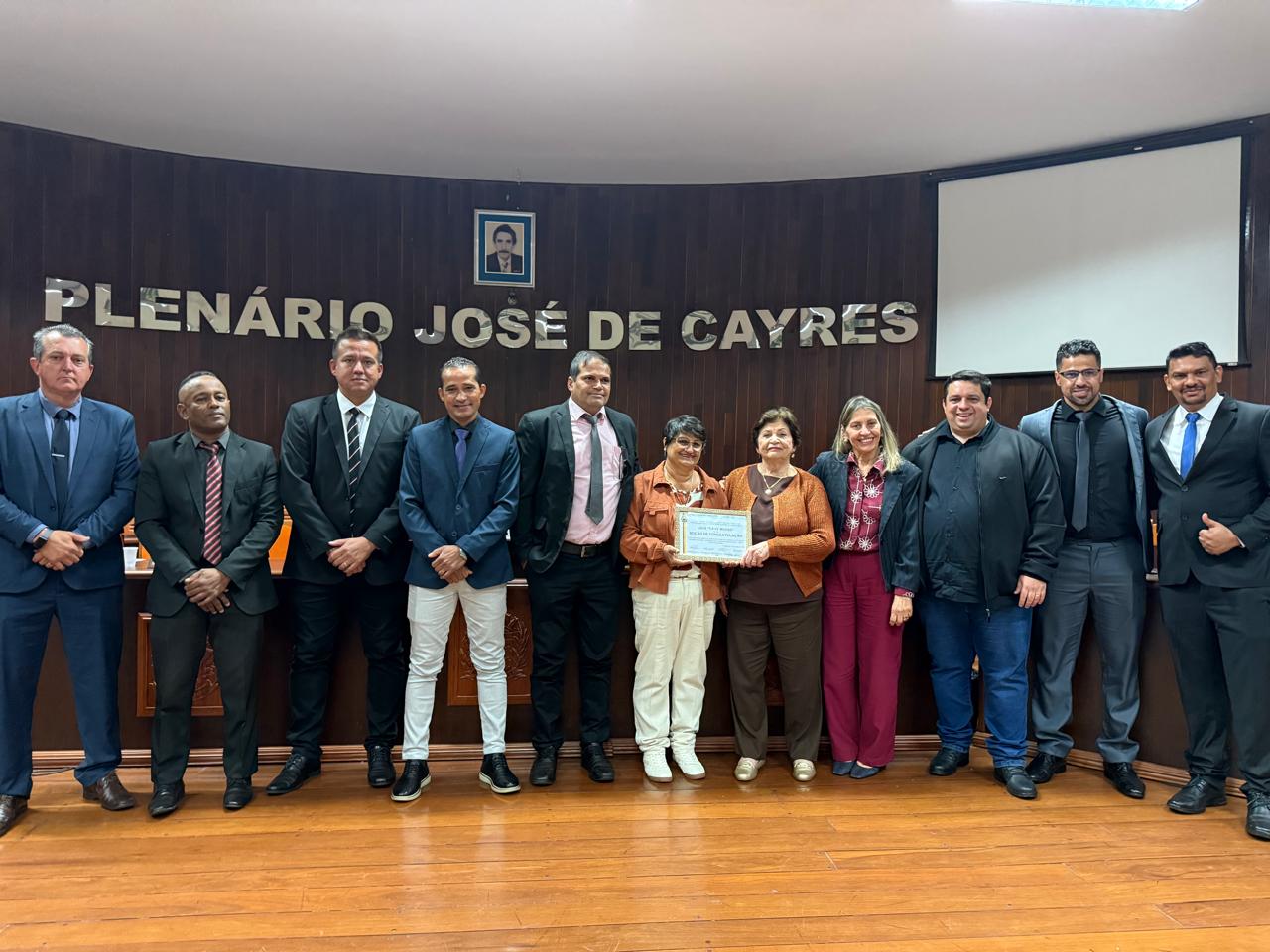 Câmara realiza Moção de Congratulação a Loja Vany Modas. 