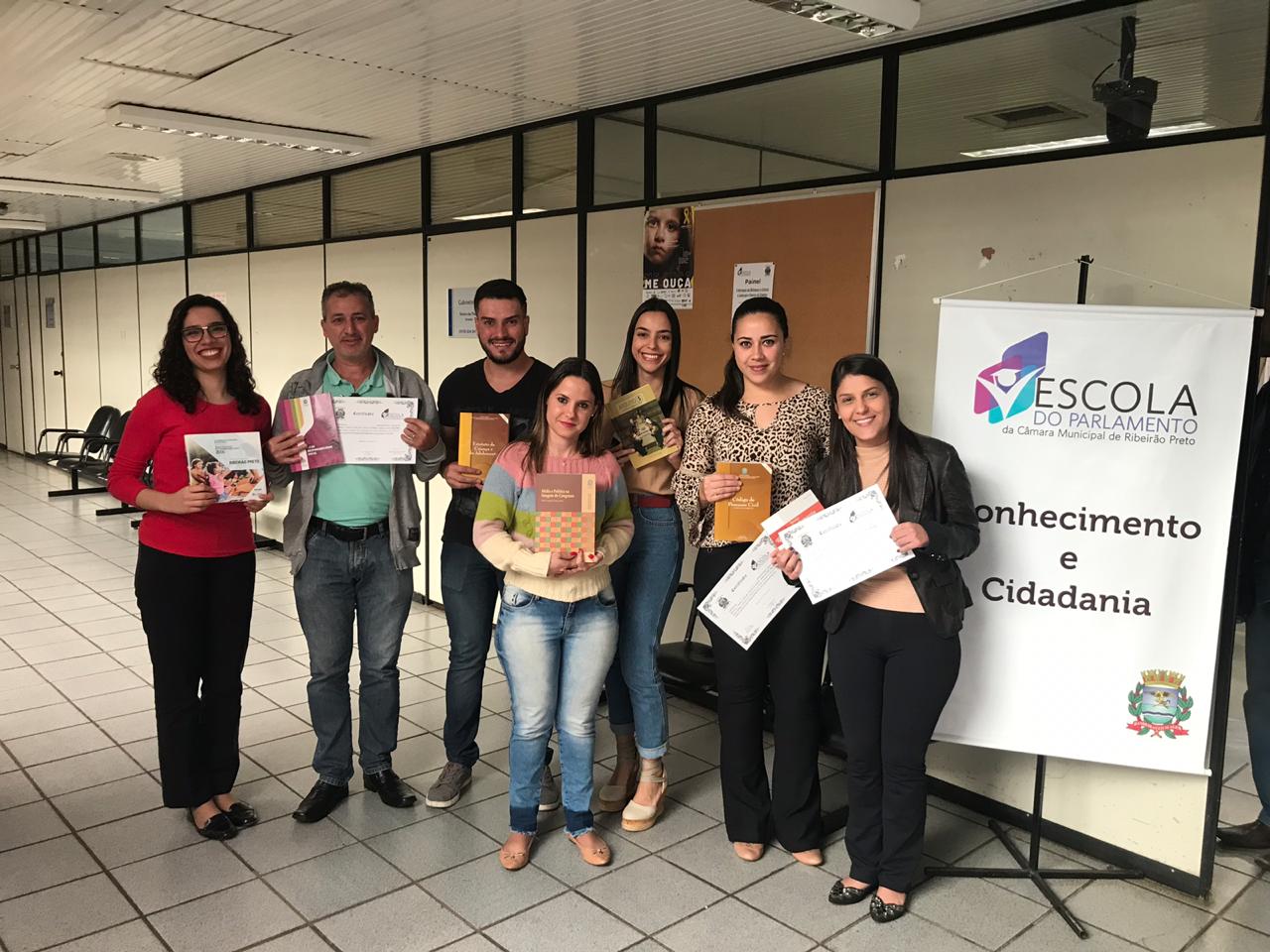 Servidores participam de evento da Escola do Legislativo da Câmara de Ribeirão Preto.