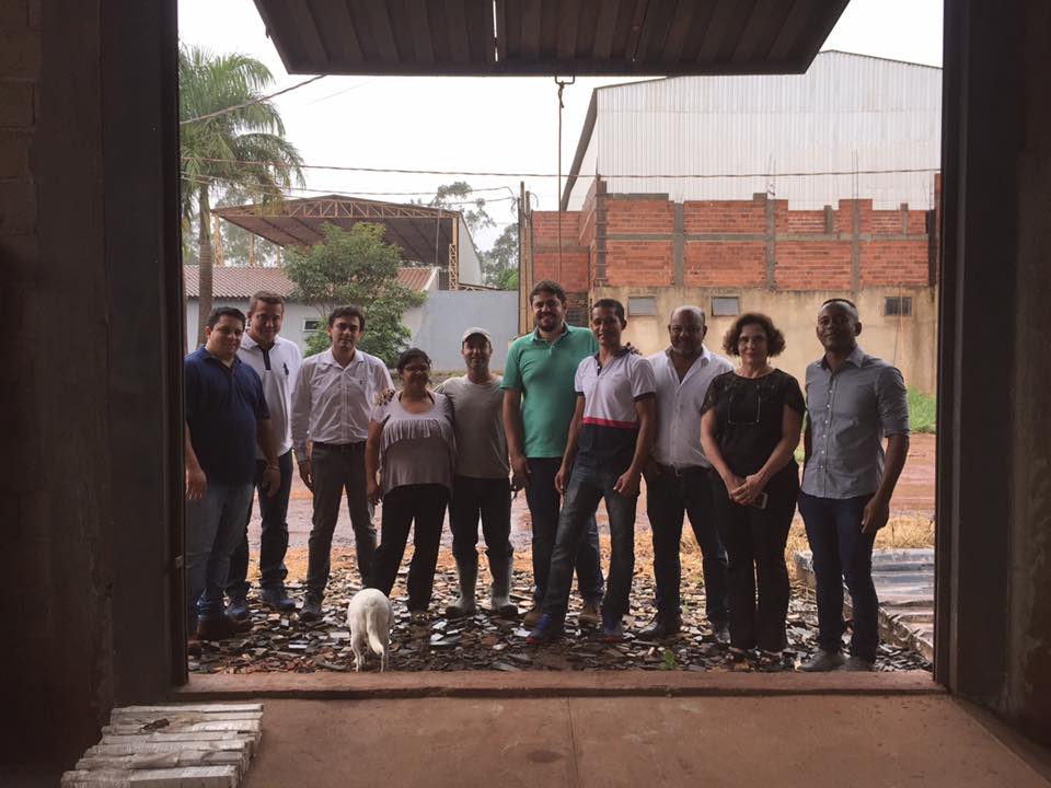 Vereadores visitam Distrito Industrial da cidade.